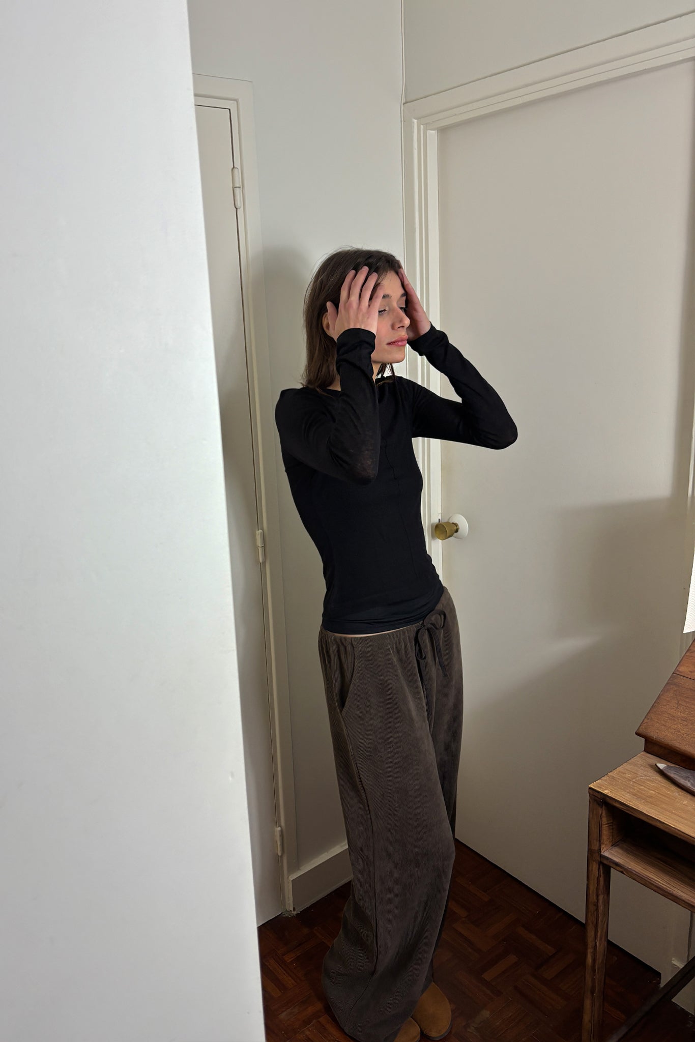 'Michèle' Pantalon décontracté en fine velours côtelé - Marron