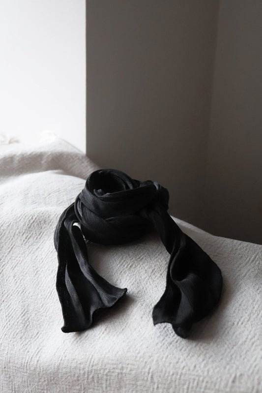 'Charlotte' Crunched skinny scarf - Noir