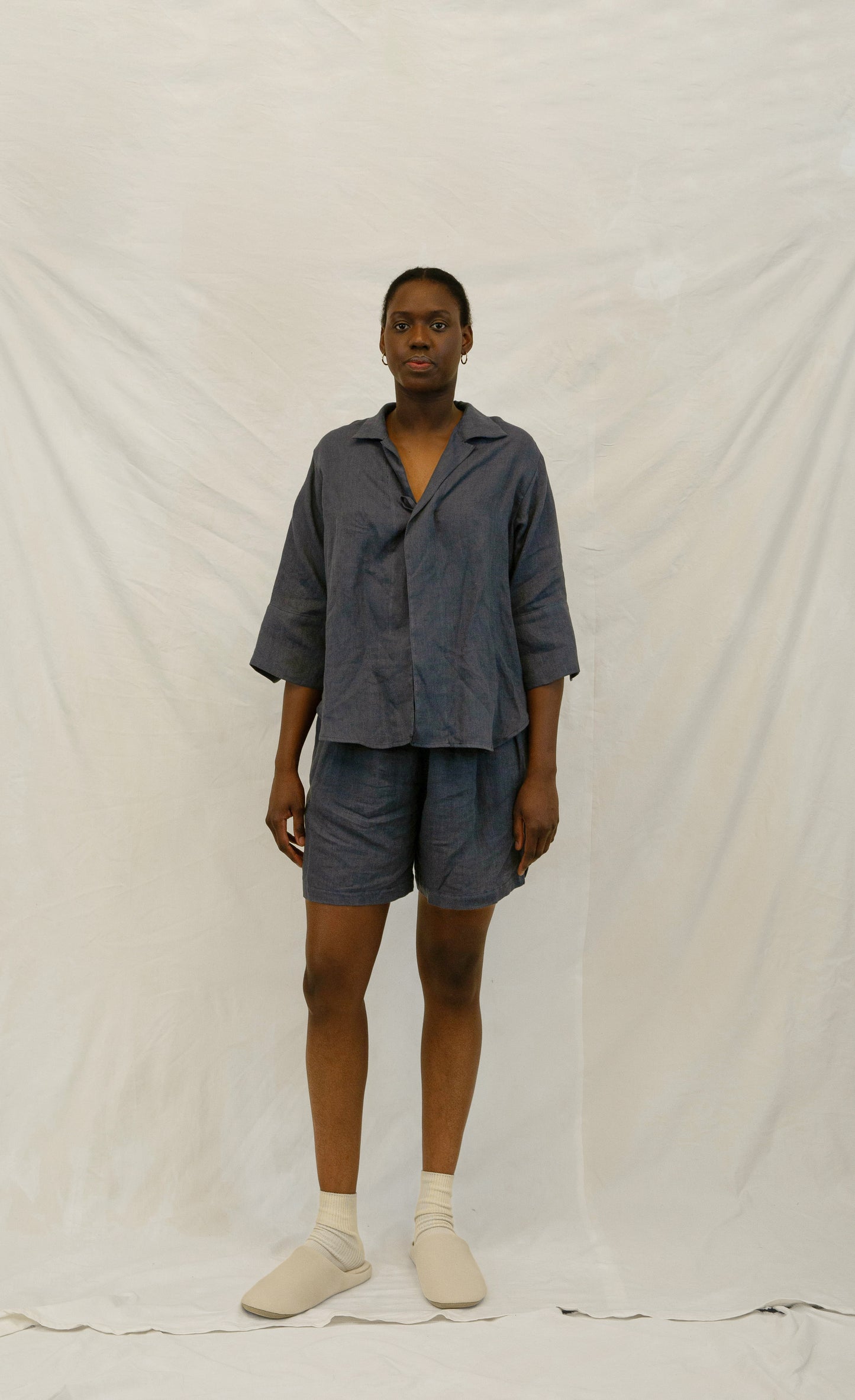 'lucie' Over size linen shirt - Navy 