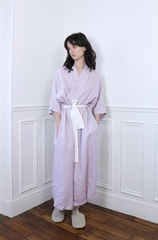 'Agathe' Linen Dressing Gown - Lavender Fog